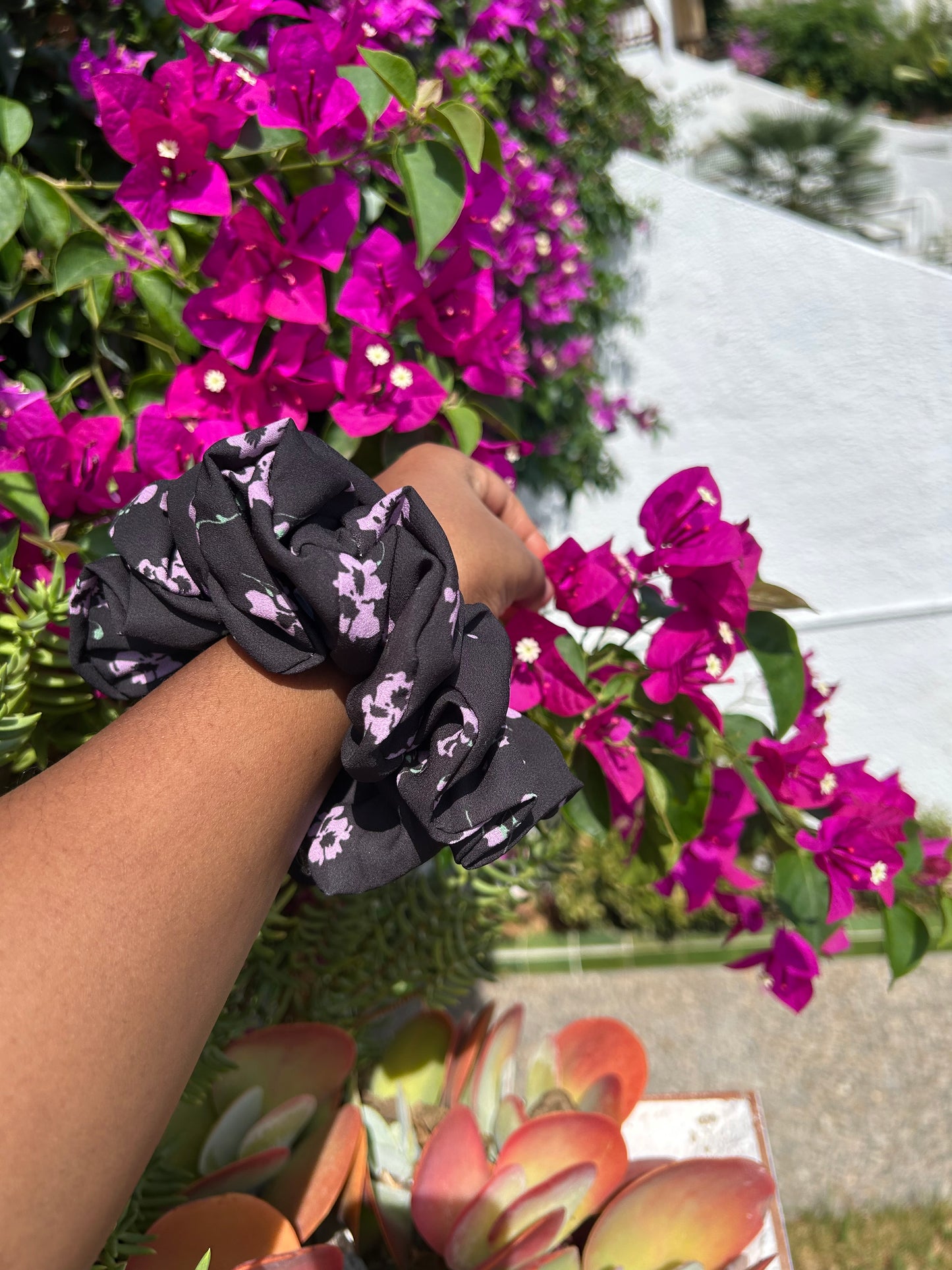 Sharon Large Scrunchie