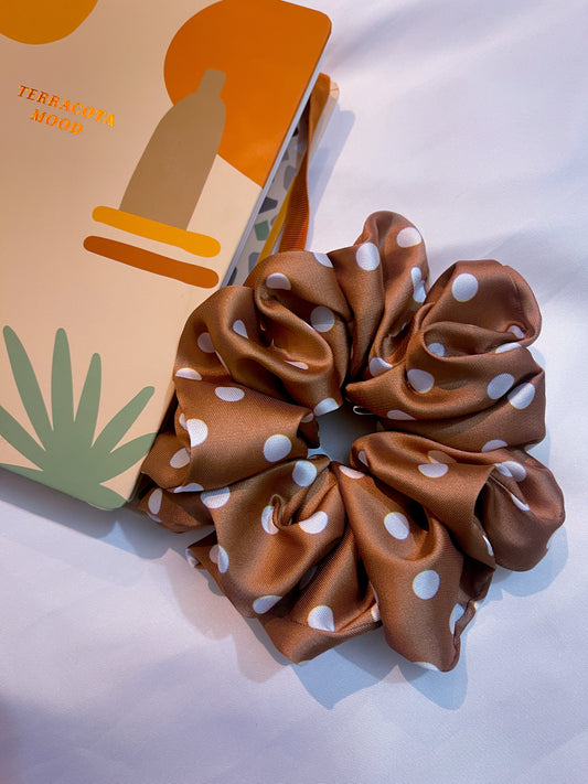 Marilyn Satin Scrunchie