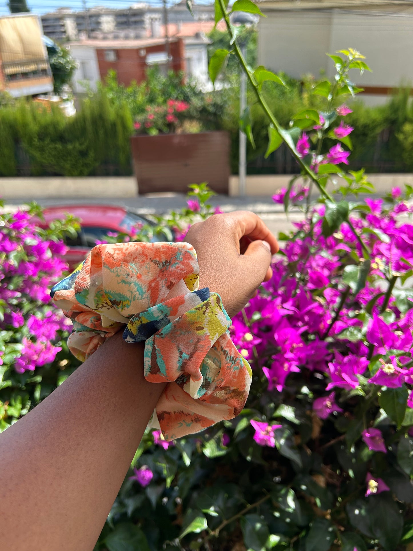 Victoria Large Scrunchie