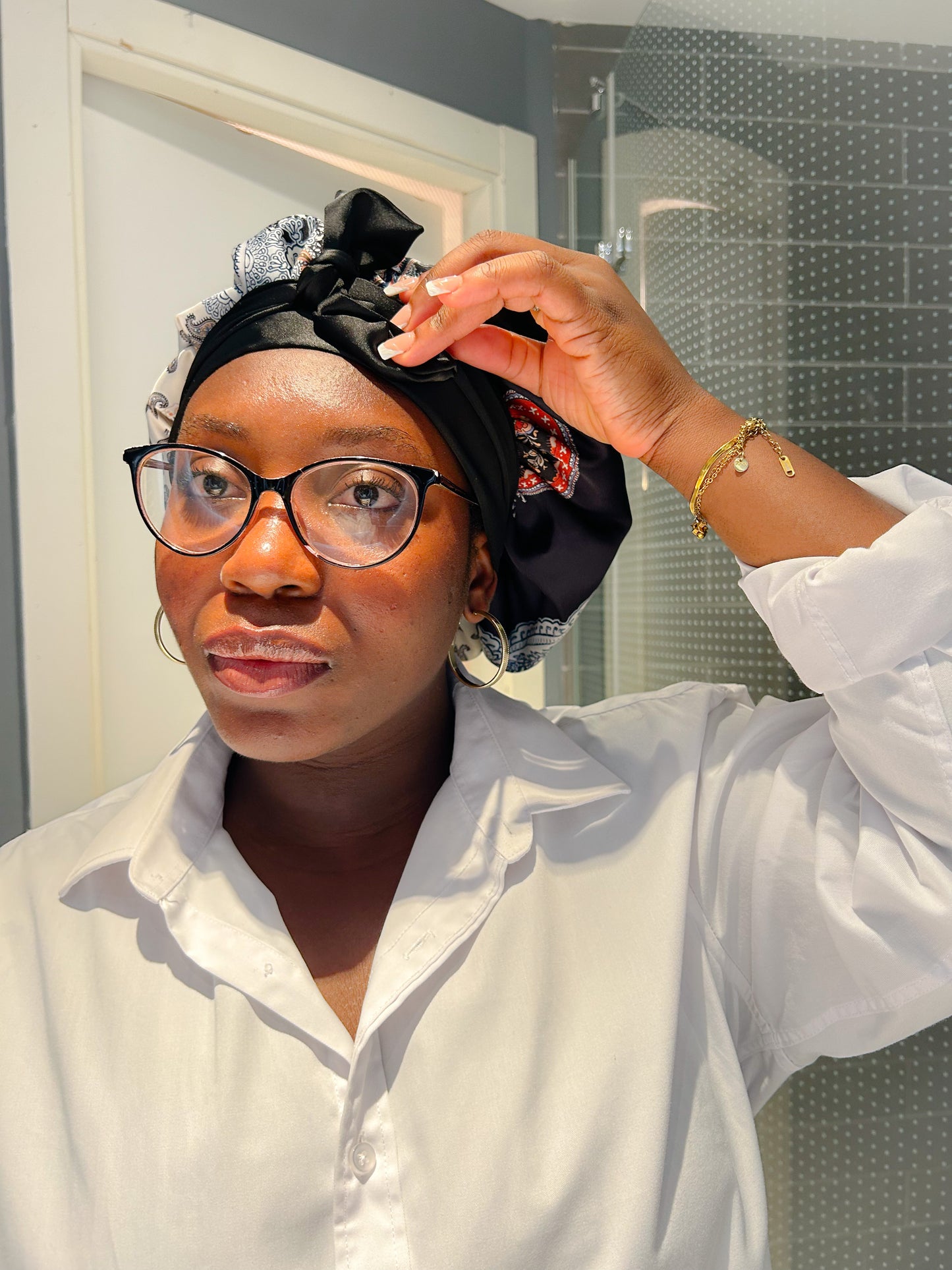 Ella Reversible Satin Bonnet