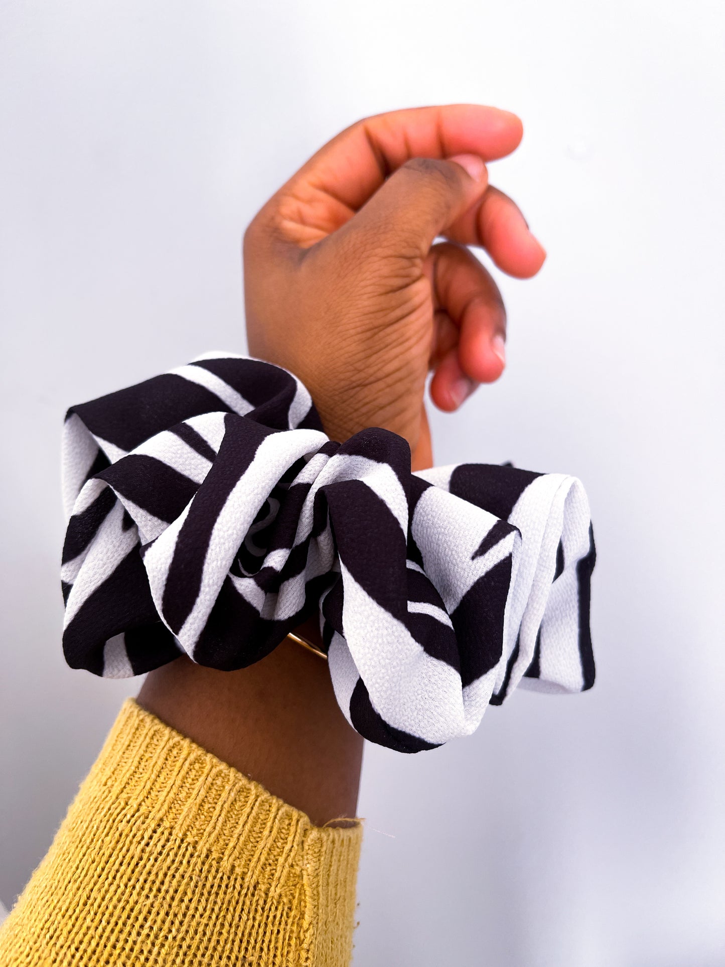Zoe Scrunchie