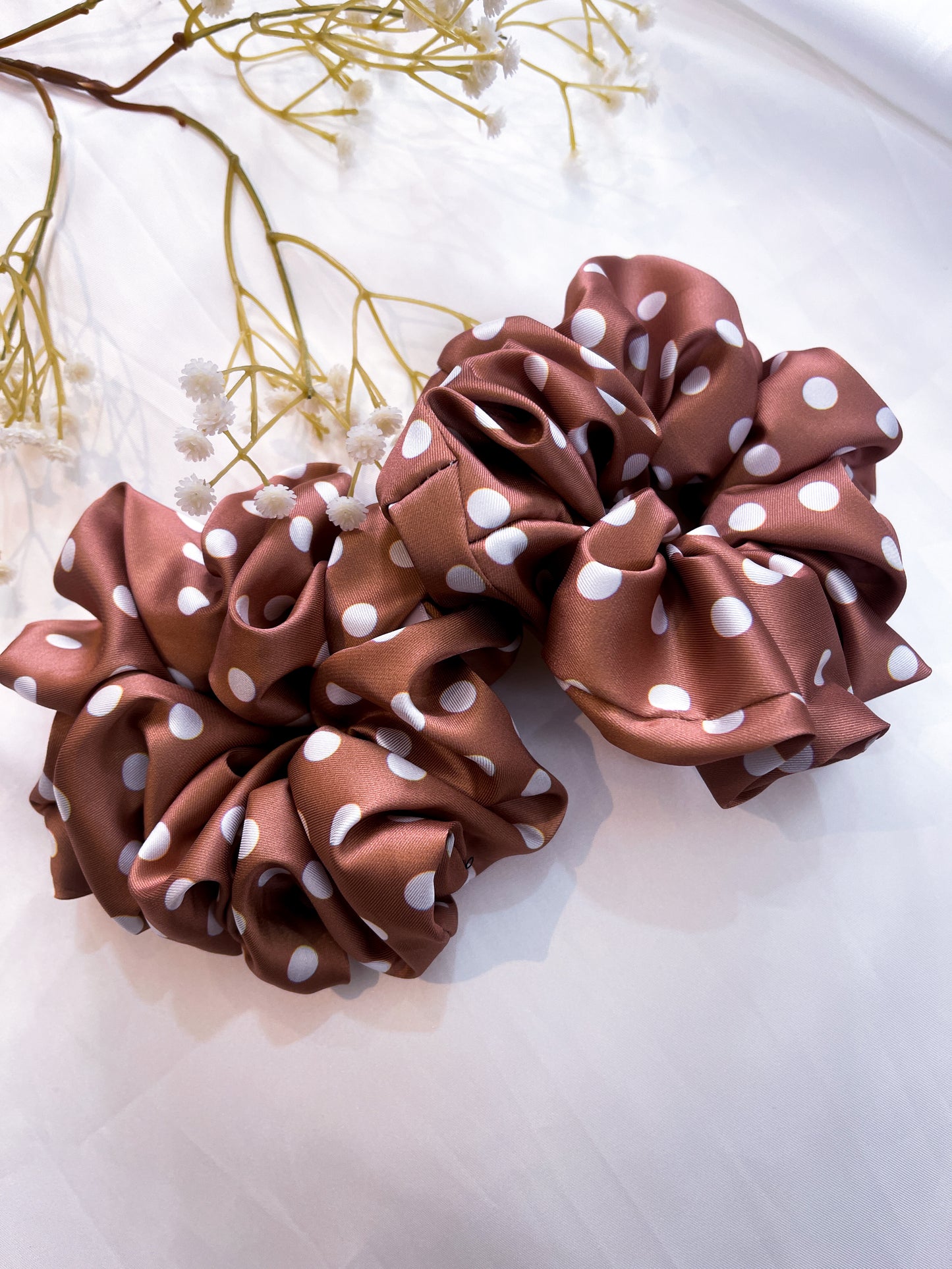 Marilyn Satin Scrunchie