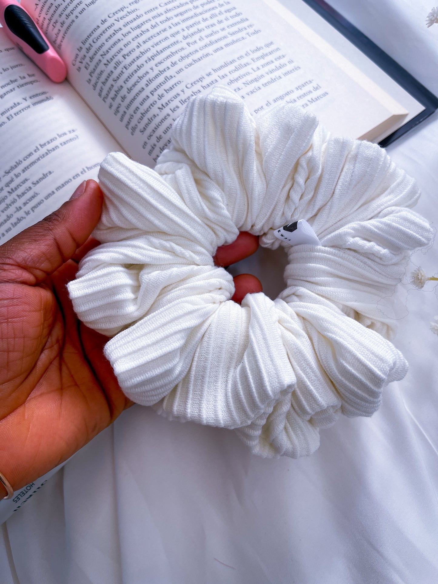Fluffy Jumbo Scrunchie
